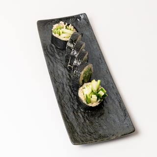 CUCUMBER ROLL